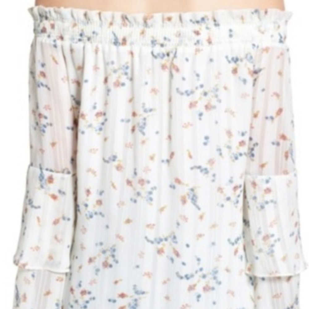 3/$15 Wayf Off The Shoulder Floral Long Sleeve NWT M - Picture 3 of 9